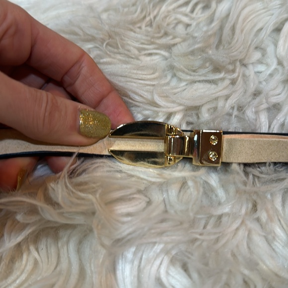 Abercrombie hip to waist red belt - Picture 6 of 7